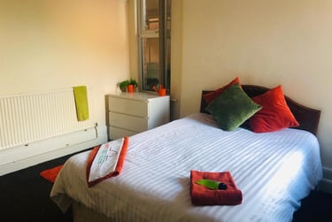 6 bed house, Lenton Boulevard, Lenton, Nottingham, NG72EN - Image 13